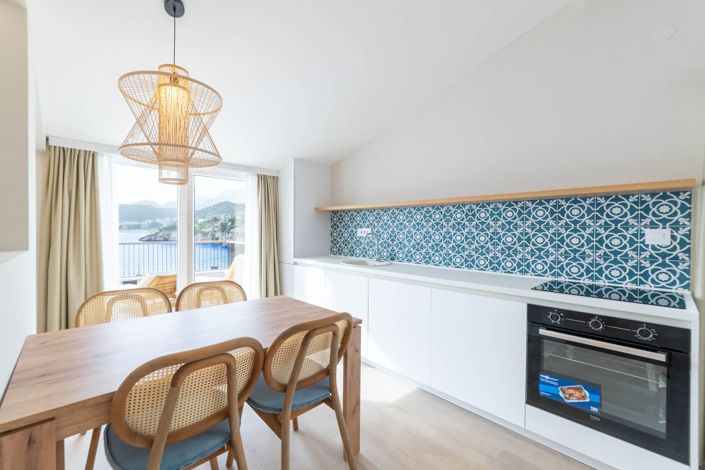 Image No.26-10 Bed Hotel for sale