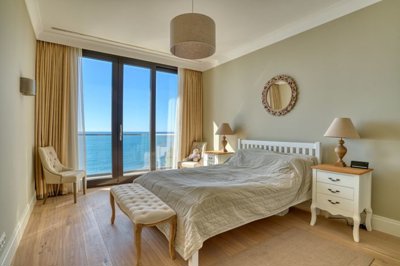 13-two-bedroom-apartment-in-a-complex-with-pr