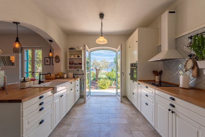 Image No.12-4 Bed Villa for sale