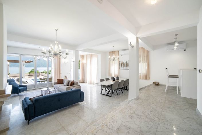 Image No.14-Villa de 4 chambres à vendre à Kotor