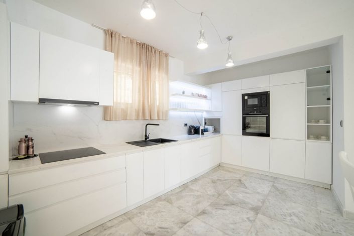 Image No.16-Villa de 4 chambres à vendre à Kotor