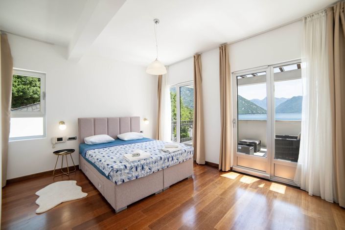 Image No.18-Villa de 4 chambres à vendre à Kotor