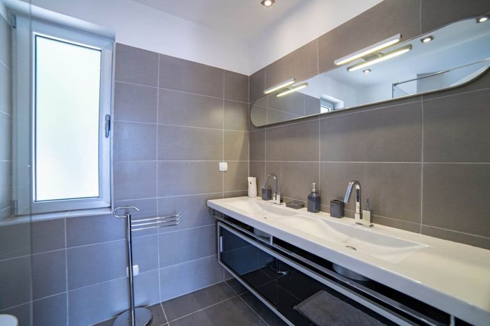 Image No.19-Villa de 4 chambres à vendre à Kotor