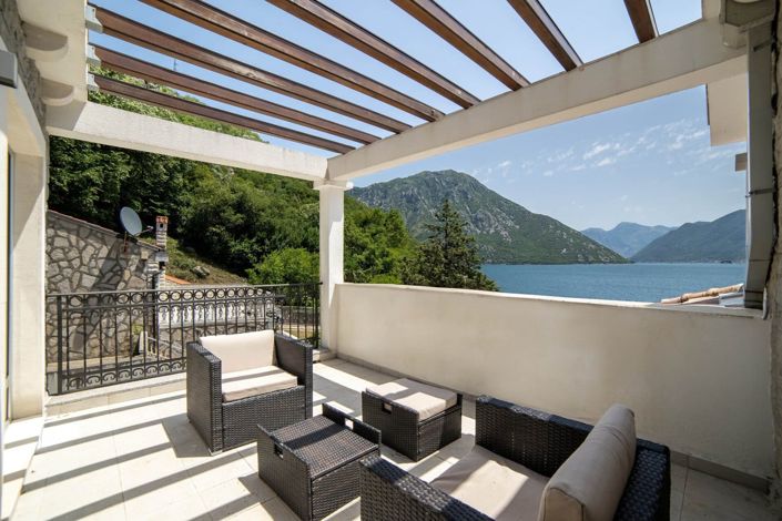 Image No.20-Villa de 4 chambres à vendre à Kotor