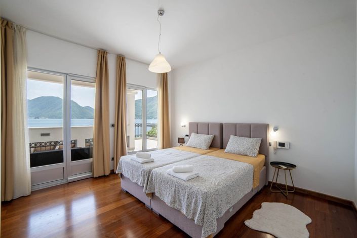 Image No.21-Villa de 4 chambres à vendre à Kotor