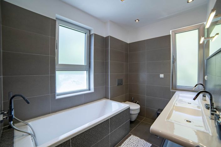 Image No.23-Villa de 4 chambres à vendre à Kotor