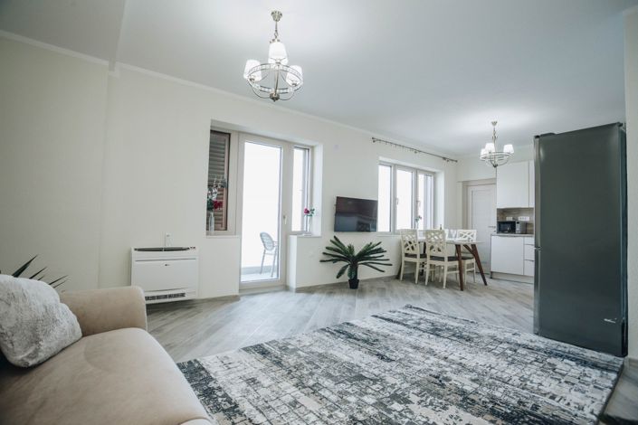 Image No.7-Maison de 4 chambres à vendre à Tivat