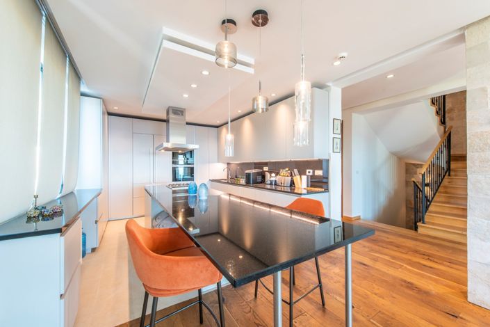 Image No.14-Villa de 6 chambres à vendre à Budva