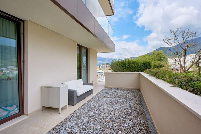 Image No.19-2 Bed Apartment for sale