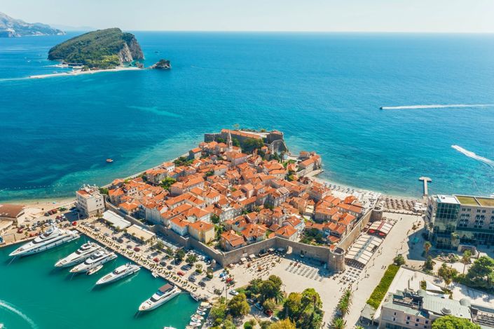 Image No.22-3 Bed Commercial for sale