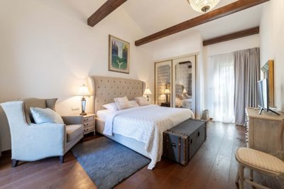 14-kotor-dobrota-three-bedroom-palazzo-style-