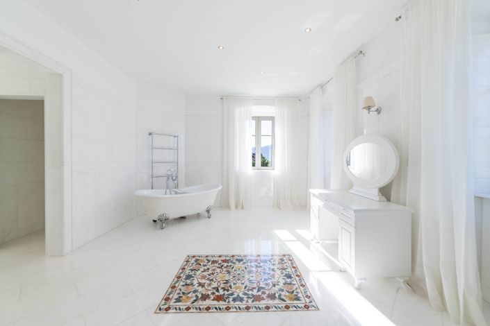 Image No.16-Villa de 7 chambres à vendre à Dobrota