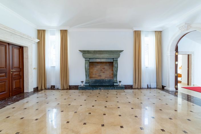 Image No.5-Villa de 7 chambres à vendre à Dobrota