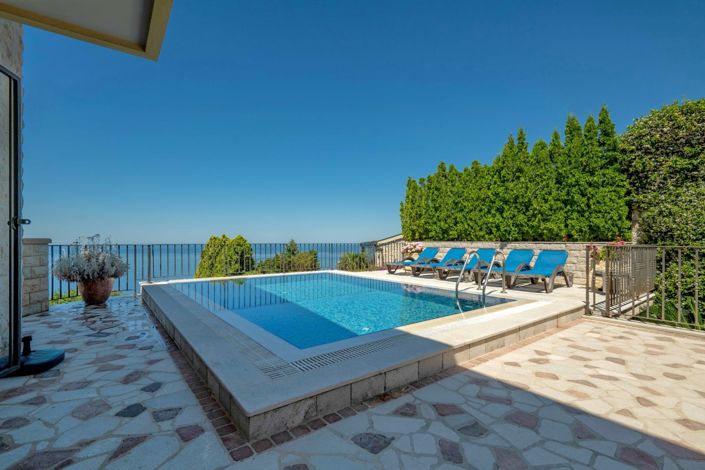 Image No.29-3 Bed Villa for sale