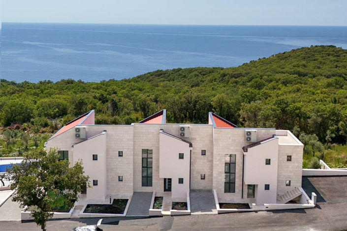 Image No.3-Maison de 4 chambres à vendre à Budva