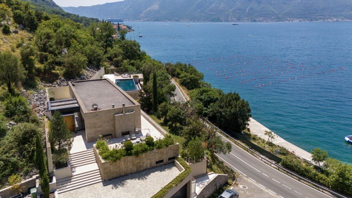 Image No.5-Villa de 4 chambres à vendre à Kotor