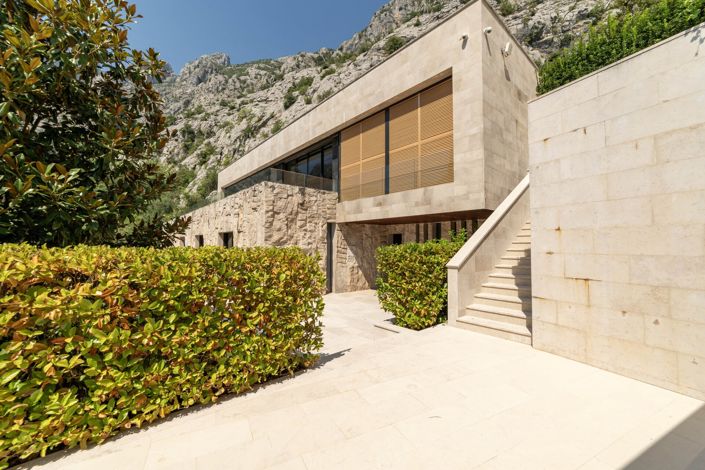 Image No.6-Villa de 4 chambres à vendre à Kotor