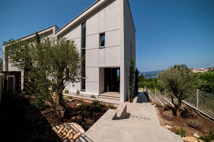 Image No.5-Villa de 4 chambres à vendre à Budva