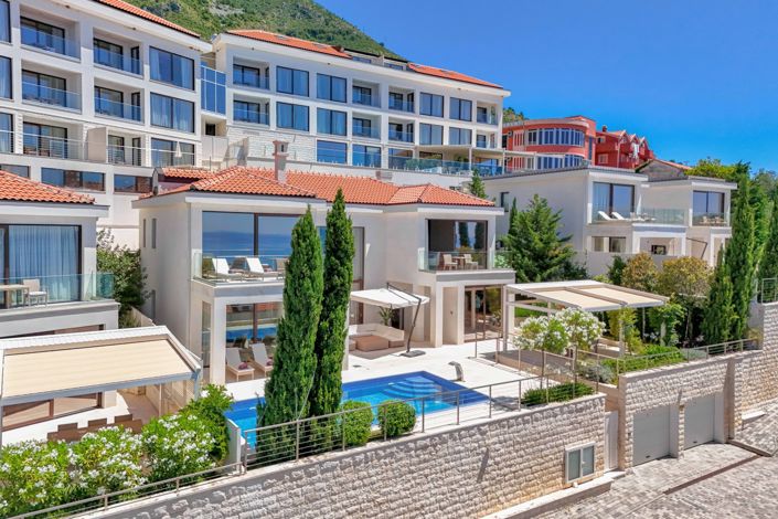 Image No.2-Villa de 3 chambres à vendre à Budva