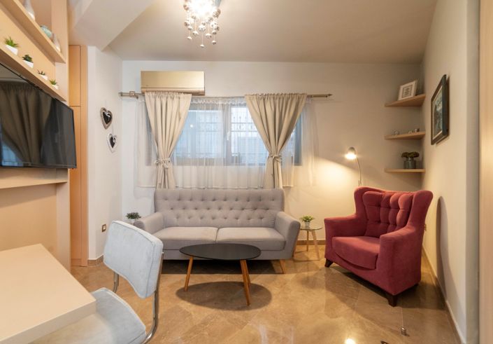 Image No.23-6 Bed House for sale