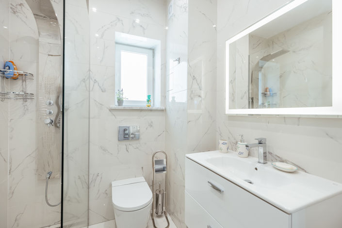 Image No.10-3 Bed Apartment for sale