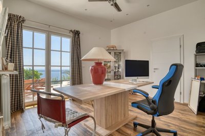 12-new-villa-with-a-pool-and-panoramic-sea-vi