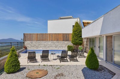 3-kotor-kavac-three-bedroom-villa-with-a-swim