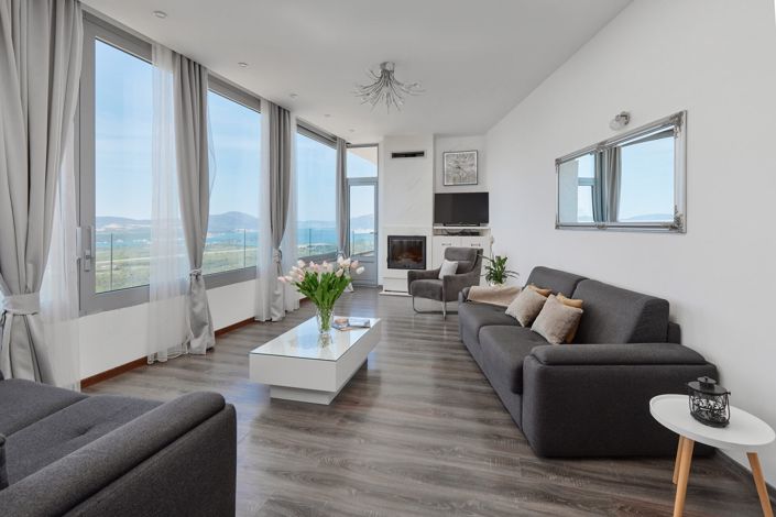 Image No.8-Villa de 3 chambres à vendre à Kavac