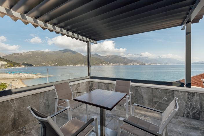 Image No.23-12 Bed Hotel for sale