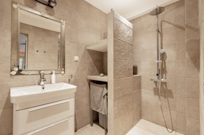 13-kotor-risan-a-charming-stone-house-with-a-