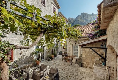 3-kotor-risan-a-charming-stone-house-with-a-l