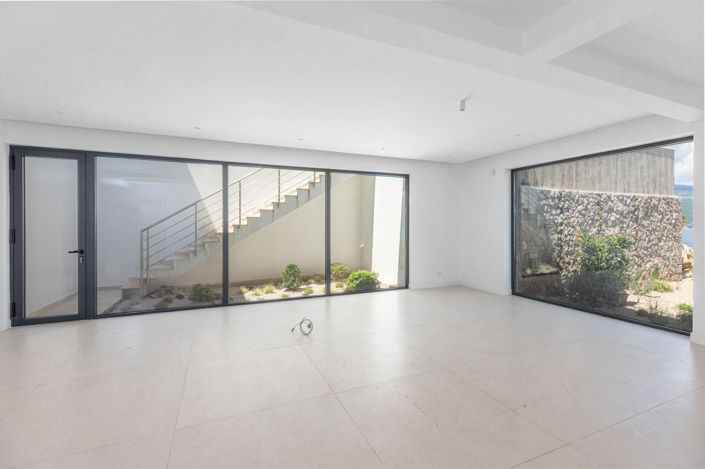 Image No.7-Villa de 5 chambres à vendre à Tivat