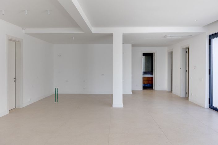 Image No.9-Villa de 5 chambres à vendre à Tivat