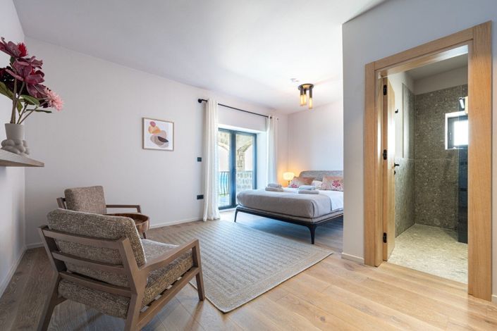 Image No.22-Maison de 9 chambres à vendre à Budva