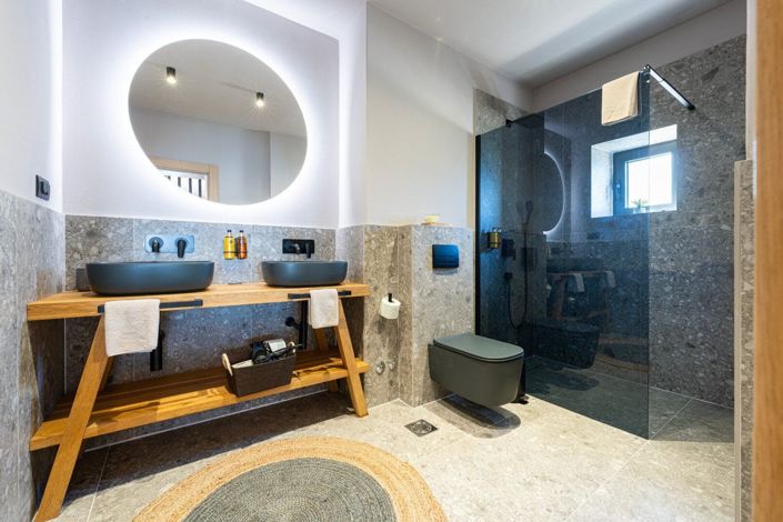 Image No.24-Maison de 9 chambres à vendre à Budva