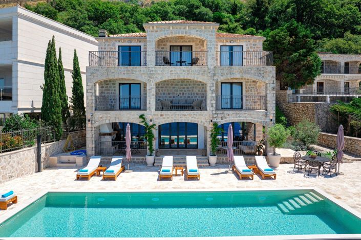 Image No.5-Maison de 9 chambres à vendre à Budva