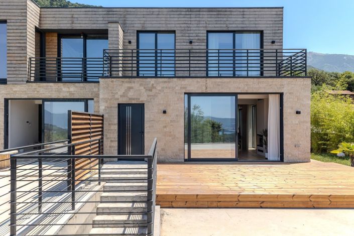 Image No.25-Maison de 2 chambres à vendre à Kavac