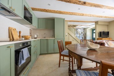 8-kamenari-stone-villa