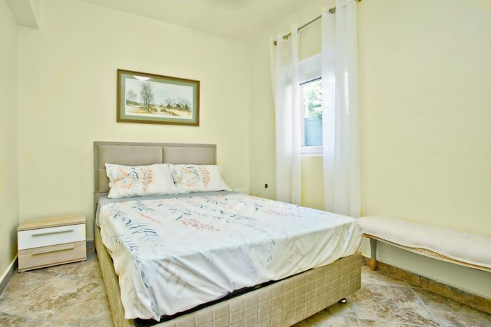 Image No.14-Maison de 4 chambres à vendre à Kotor