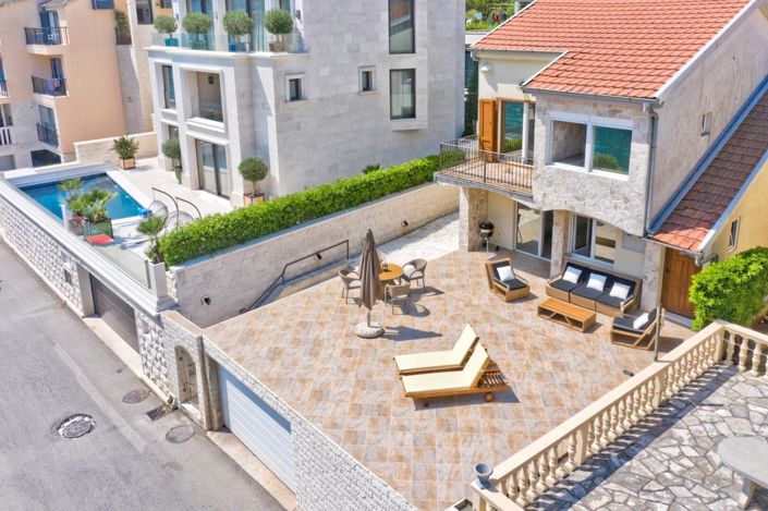 Image No.25-Maison de 4 chambres à vendre à Kotor