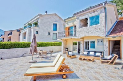 4-waterfront-house-muo