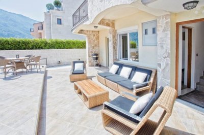 7-waterfront-house-muo