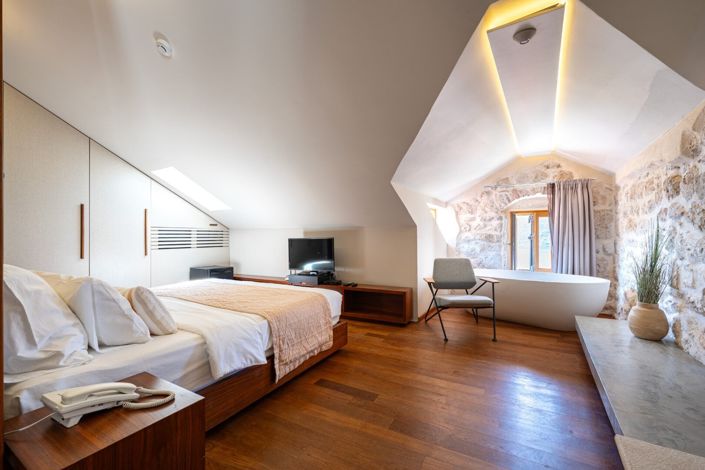 Image No.20-Un hôtel de 7 chambres à vendre à Perast