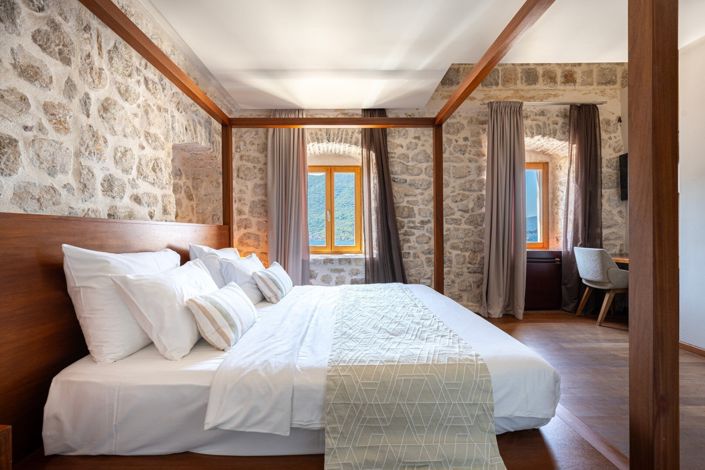 Image No.30-Un hôtel de 7 chambres à vendre à Perast