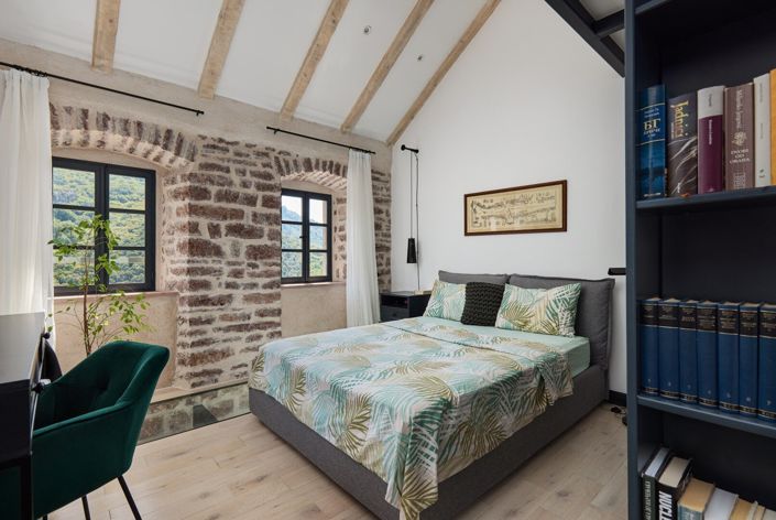 Image No.25-Villa de 4 chambres à vendre à Tivat