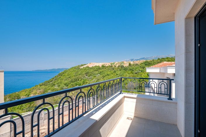 Image No.10-Villa de 5 chambres à vendre à Budva