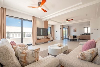 8-new-furnished-villa-with-a-pool