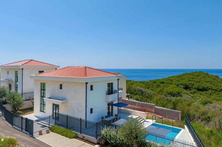 Image No.2-Villa de 5 chambres à vendre à Budva