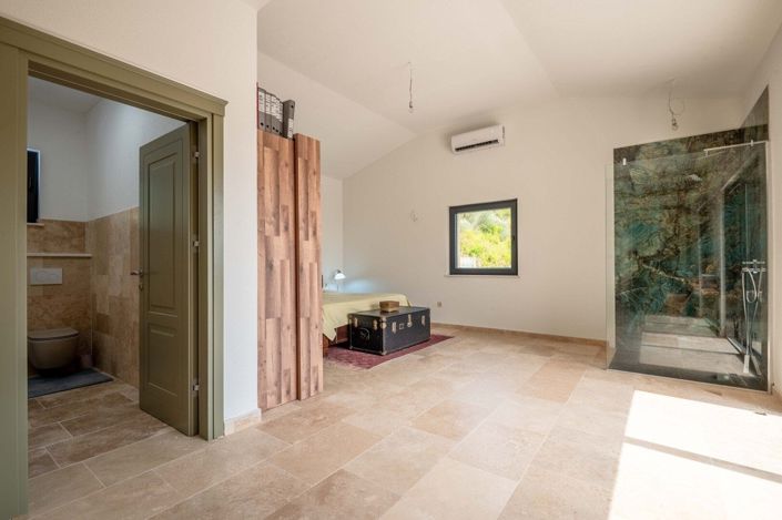 Image No.20-Maison de 4 chambres à vendre à Budva