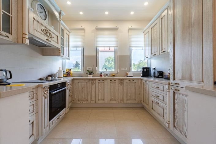 Image No.13-3 Bed House for sale